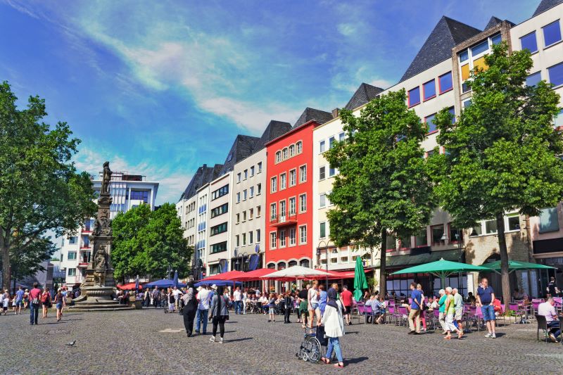 Människor på torg