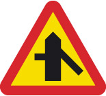 Varning för vägkorsning där trafikanter på anslutande väg har väjningsplikt eller stopplikt
